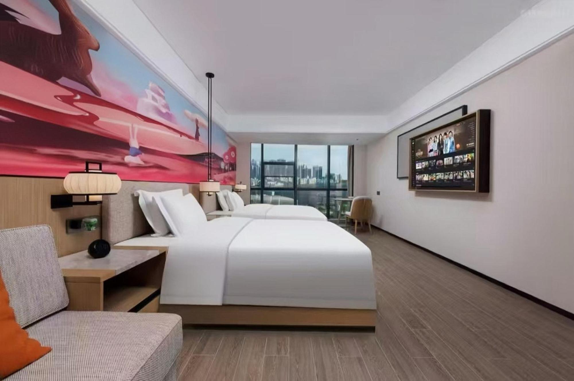 Mehood Lestie International Hotel Nancun Wanbo Metro Station Branch - Free Shuttle Bus To Canton Fair Complex During Canton Fair Period & Free Breakfast & Free Afternoon Tea & Free Midnight Snack & Free Vpn Internet Access Kültér fotó