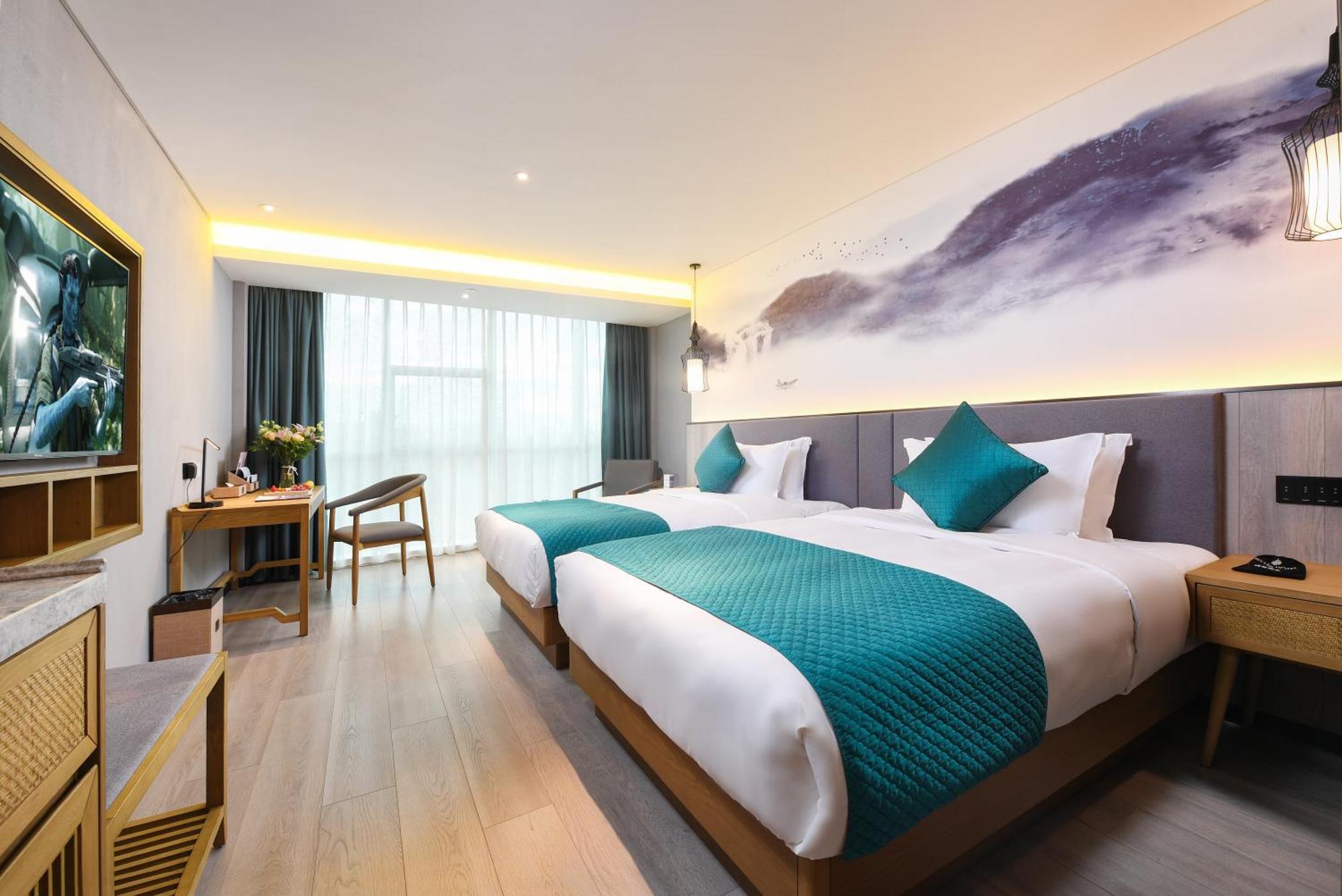 Mehood Lestie International Hotel Nancun Wanbo Metro Station Branch - Free Shuttle Bus To Canton Fair Complex During Canton Fair Period & Free Breakfast & Free Afternoon Tea & Free Midnight Snack & Free Vpn Internet Access Kültér fotó
